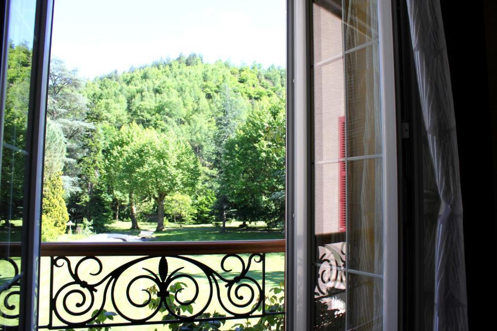 Chambres D'Hotes Chateau De Viviez Exterior foto