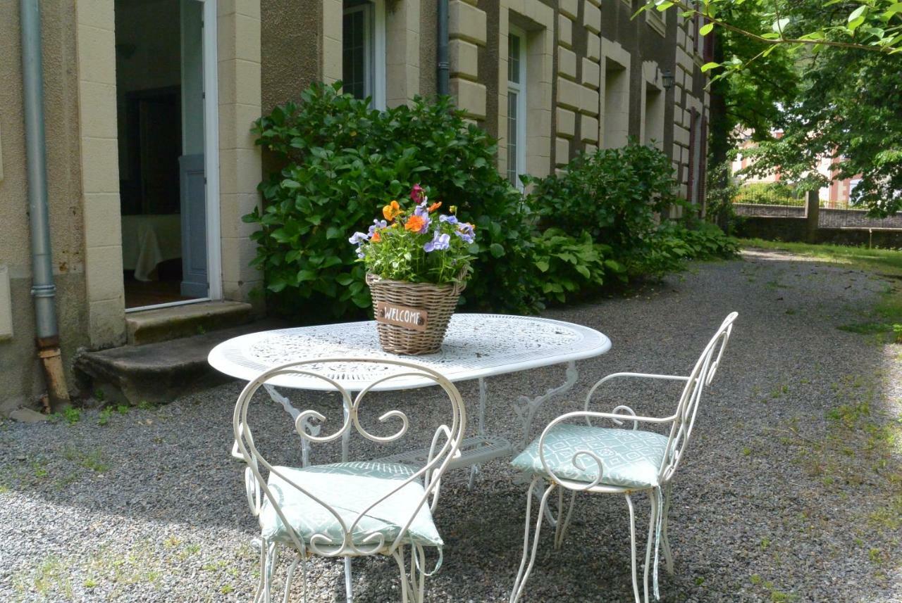 Chambres D'Hotes Chateau De Viviez Exterior foto
