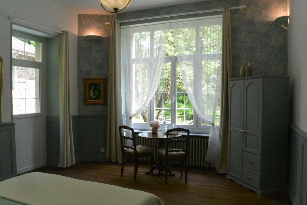 Chambres D'Hotes Chateau De Viviez Exterior foto